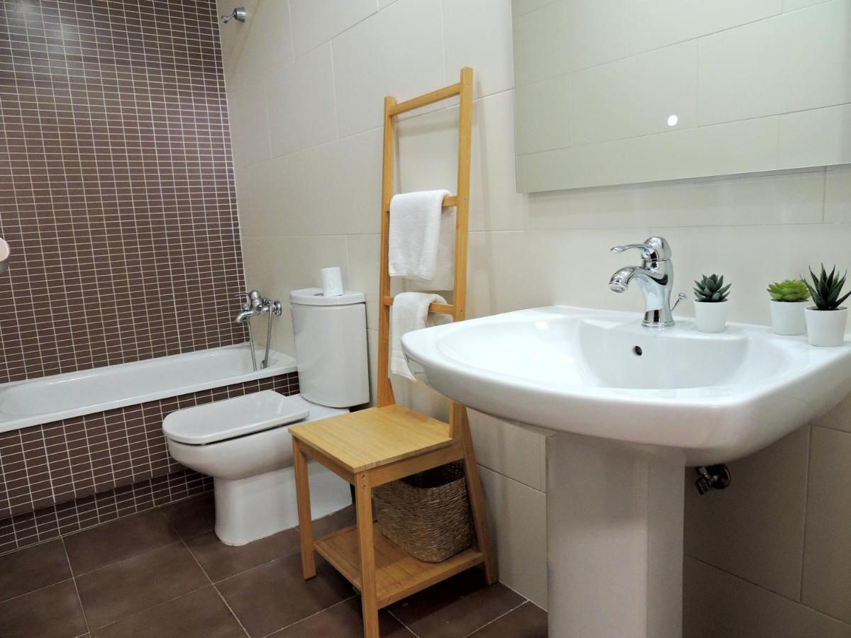 Casa Aurea-Apartamento Zona Antigua,Parking Y Wifi By Delabra Apartments Oviedo Eksteriør billede